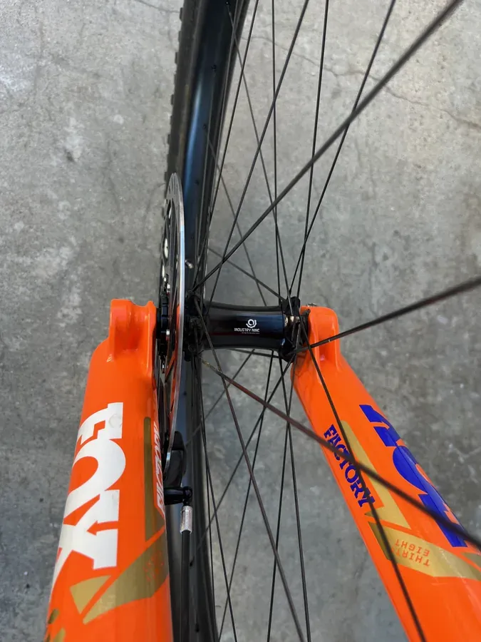 Pivot Firebird PFR 12