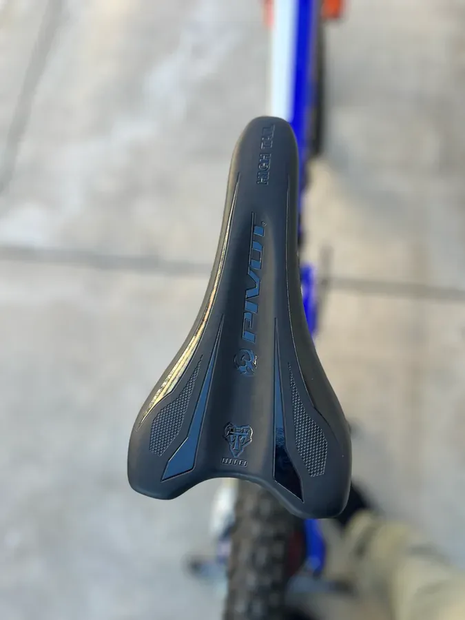 Pivot Firebird PFR 18