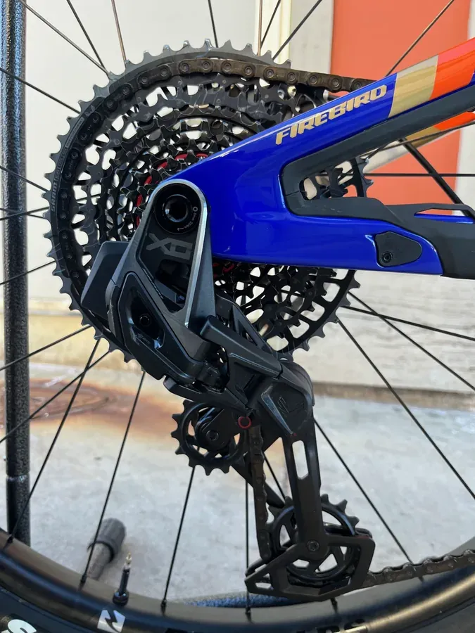 Pivot Firebird PFR 40