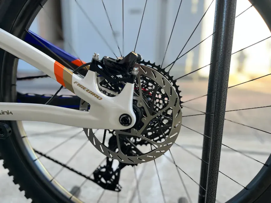 Pivot Firebird PFR 45