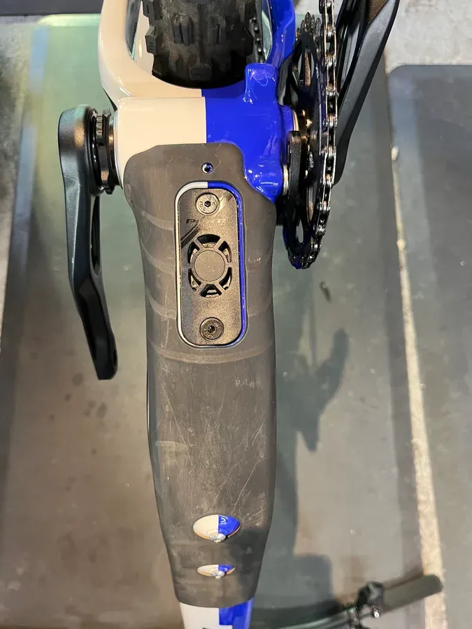 Pivot Firebird PFR 48