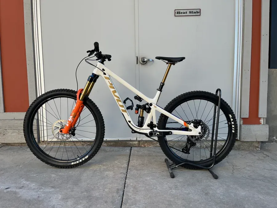 Pivot Firebird PFR 5